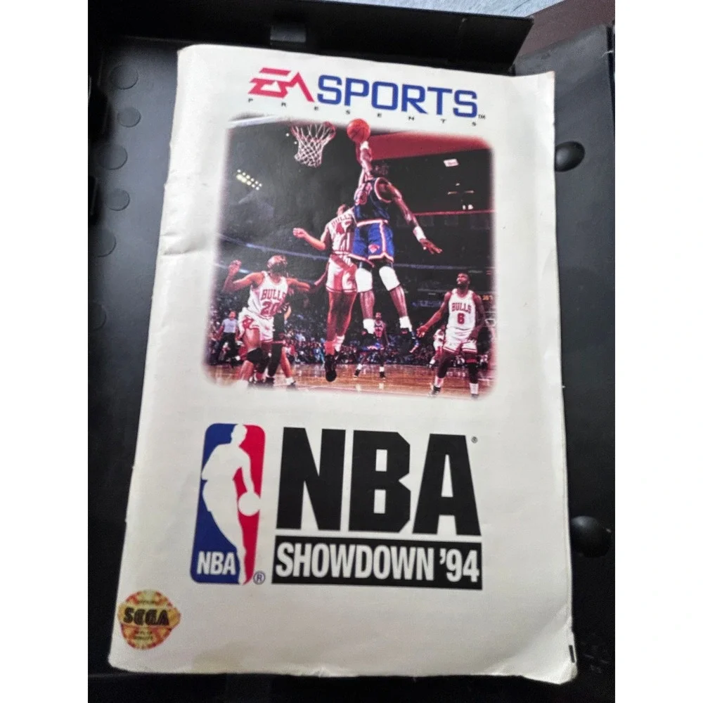 NBA Showdown 94 Sega Genesis EA Sports Basketball Game CIB Case Manual